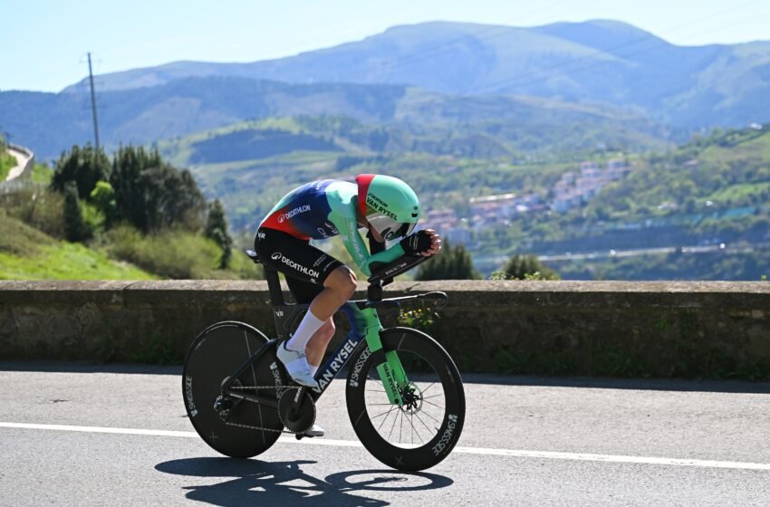  La sangre joven de Paul Seixas pide paso contra Ayuso, Del Toro y el viejo Roglic en la Itzulia