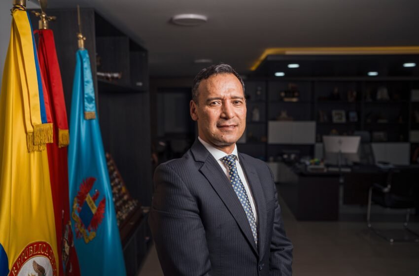  El ministro de Defensa de Colombia sobre la crisis con Ecuador: “La bomba era ecuatoriana, ahora hay que aclarar cómo y por qué llegó hasta aquí”