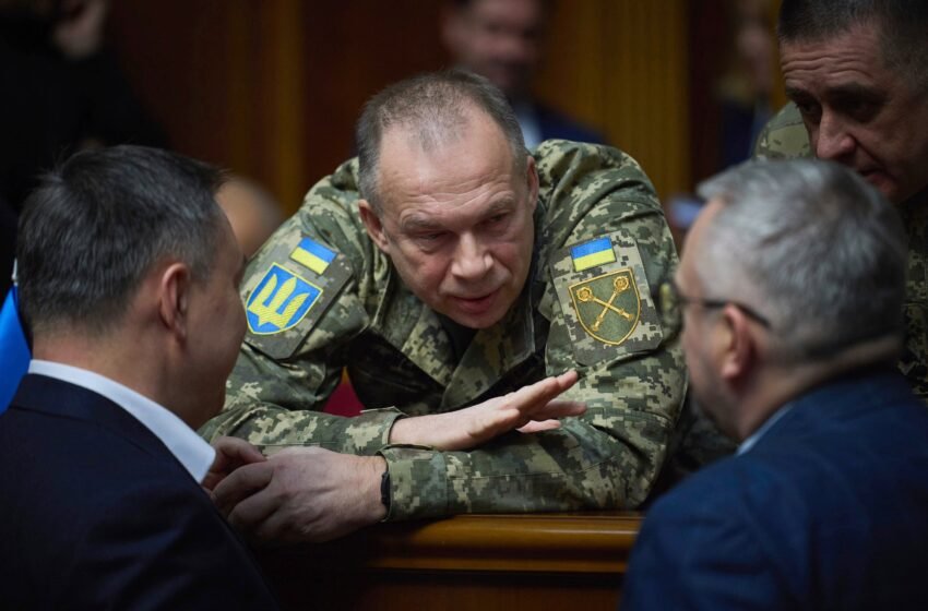  Zelenski releva al jefe del ejército en Ucrania tras seis días de protestas