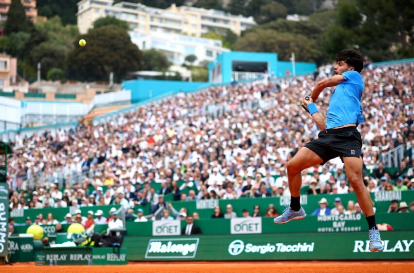  Alcaraz, con menos dudas y 300 victorias hacia las semifinales de Montecarlo