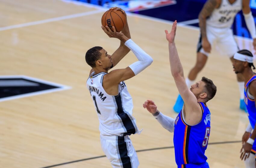  Una arenga de Popovich enciende a los Spurs, que anulan a los Thunder para igualar la final del Oeste de la NBA