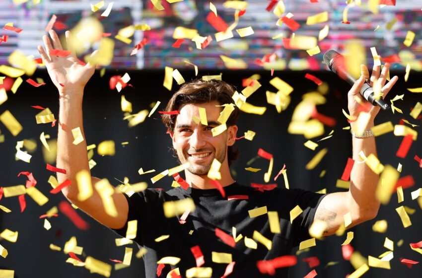  Ferran Torres, el héroe del Mundial regresa a su pueblo, Foios