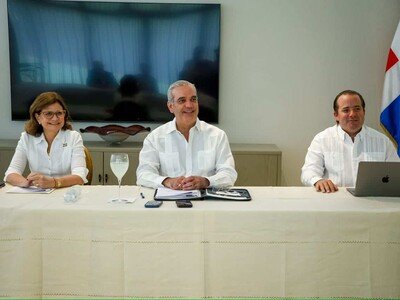  Agua y salud prioridades en la agenda de Abinader en santiago