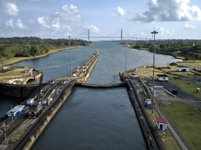 El Canal de Panamá flexibiliza su sistema de reservas