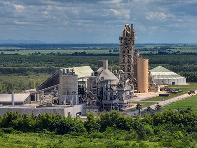  Cemento Panam compra planta en El Salvador