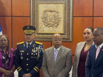  Director de la Policía impulsa reforma policial en el Congreso