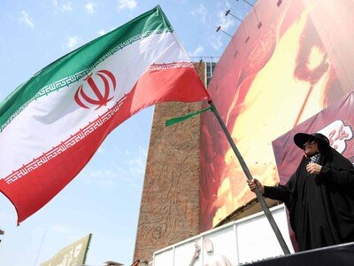  Irán responde EE. UU. con ataques a bases en Jordania