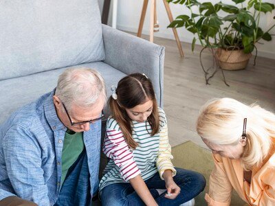  ¿Es recomendable que los abuelos cuiden a sus nietos?