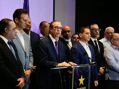  Francisco Javier critica cancelación de consulta presidencial PLD