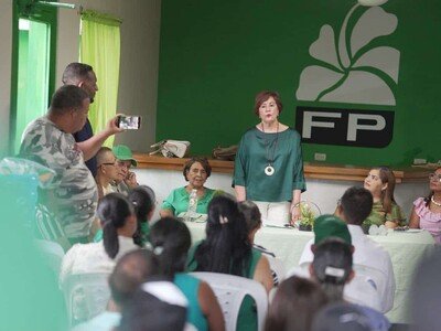  Fuerza del Pueblo reorganiza estructuras y pone educación en agenda
