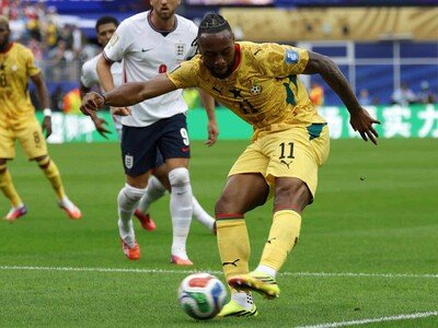 Ghana frena el ímpetu de Inglaterra y y le saca un empate