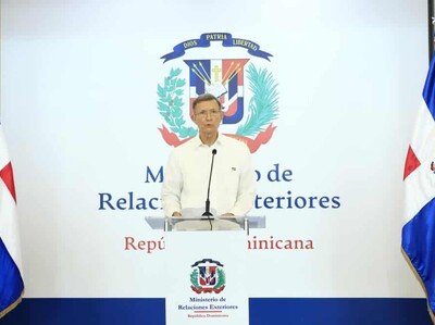  Gobierno dispone ingresos consulados dominicanos al Estado
