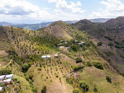  Una comunidad de cordillera Central colecta fondos para electricidad