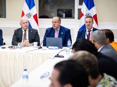  Hacienda celebra aprobación del plan fiscal en el Congreso