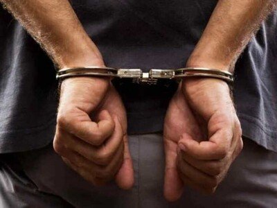  Profesor detenido en Italia por violencia sexual a alumnos de escuela
