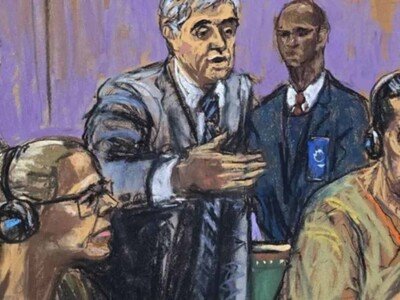  Nicolás Maduro y Cilia Flores abogan por la paz en Venezuela