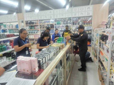  Decomisan más de 5,800 productos irregulares en comercios chinos