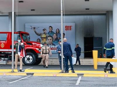  Falla eléctrica o cortocircuito, posible causa del incendio en el 911