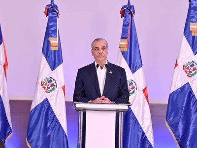  Abinader ante quejas por comercio chino: todos tiene que cumplir ley